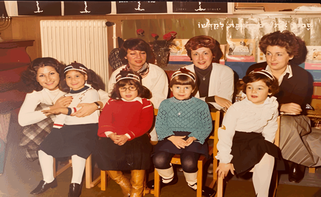 Ruth Dauber, ganz rechts